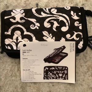 Thirty-One Soft Wallet